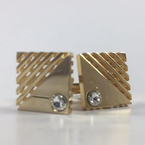 Cuff links